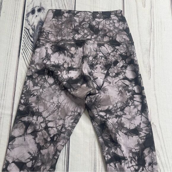Lululemon Wunder Under Hi-Rise Tight 25" Shibori Iced Iris Moonwalk Size 2 Yoga - Picture 10 of 10